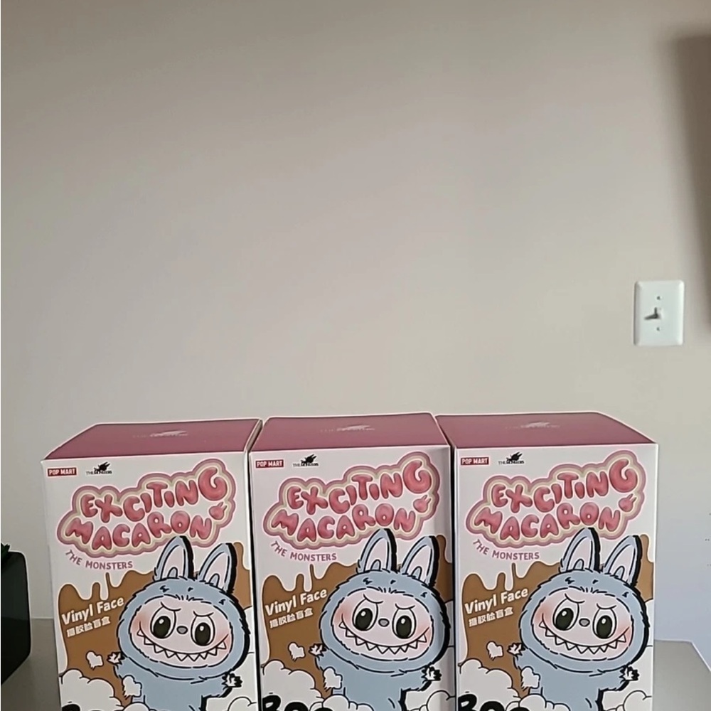 Exciting Macaron The Monsters Labubu